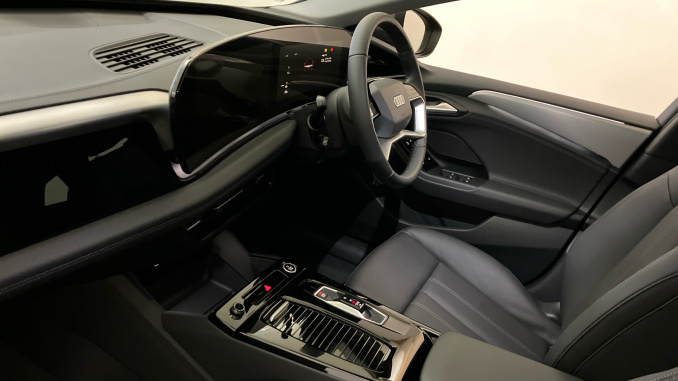 Audi A6 210kW 83kWh Sport 5dr Auto Electric Hatchback - Image 2